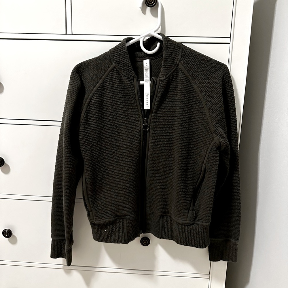 LULULEMON Jacket